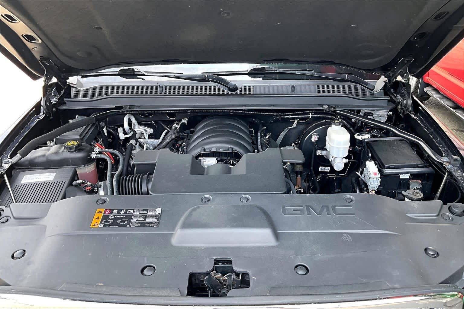 Used 2019 Onyx Black GMC Denali image 30