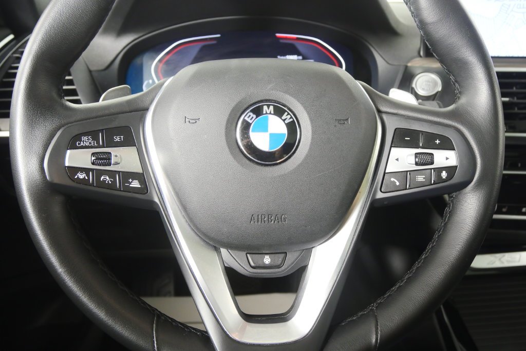 Used 2021 Dark Graphite Metallic BMW sDrive30i image 17