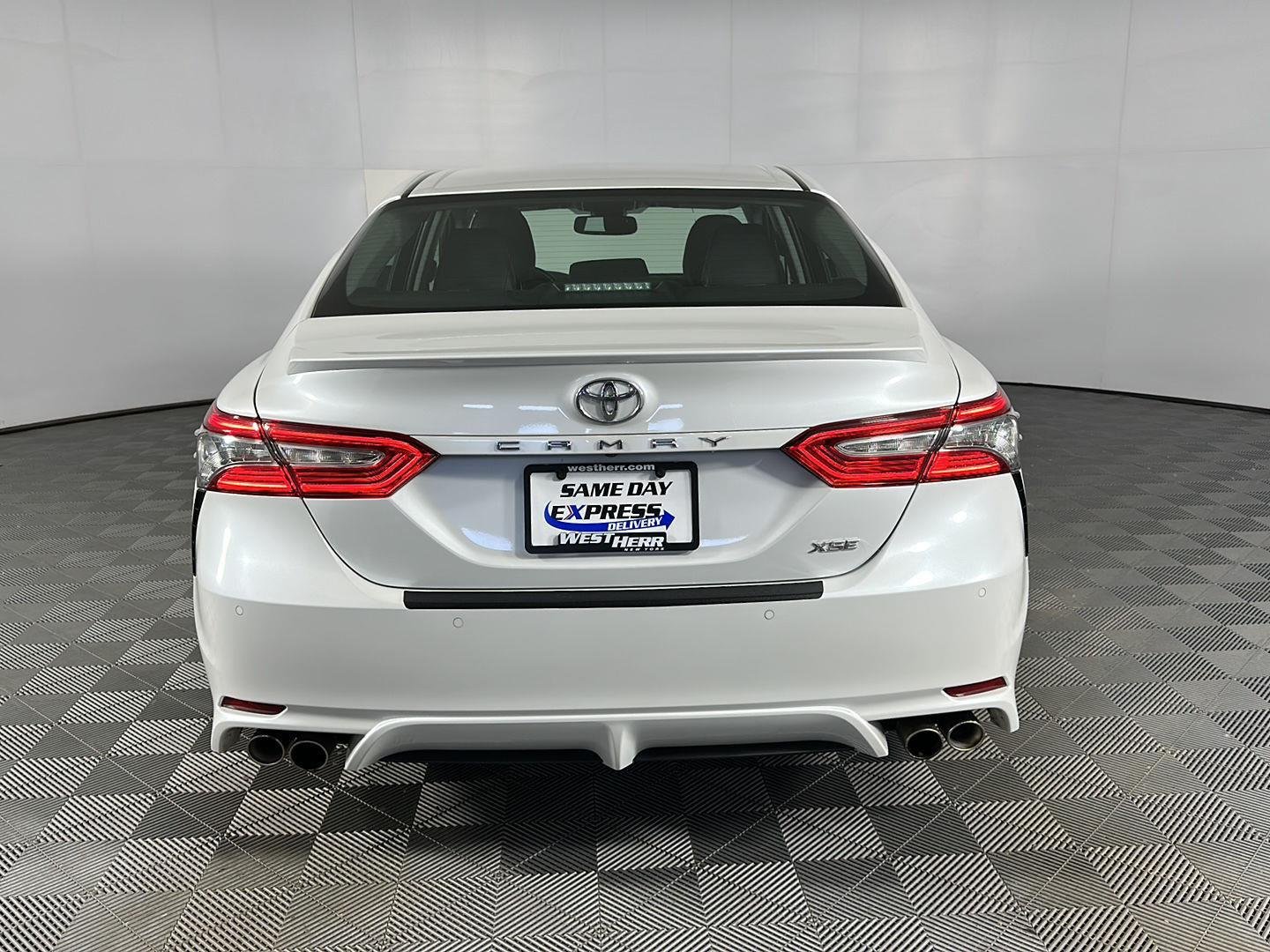 Used 2018 Pearl Toyota XSE image 6