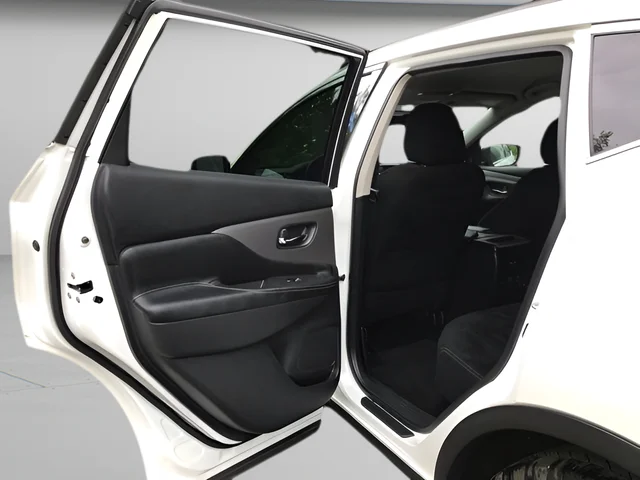 Used 2019 White Nissan SV image 10
