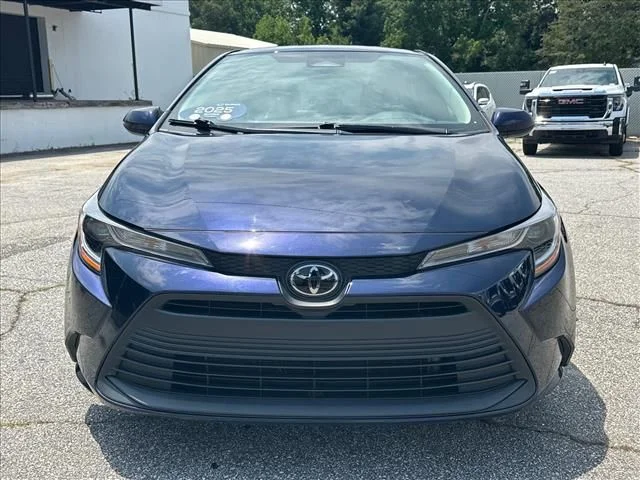 Used 2025  Toyota LE image 4