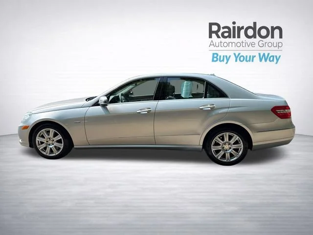 Used 2012 Quartz Blue Metallic Mercedes-Benz E 350 image 4