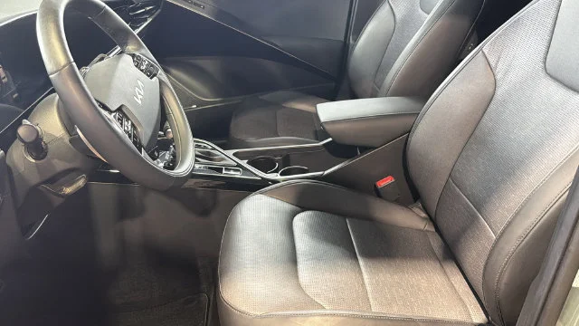 Certified Used 2023 Green Kia SX Touring image 25