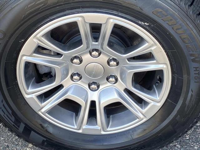 Used 2024 Bright White Clearcoat Jeep Series I image 25