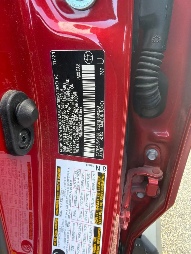 Used 2021 Red Toyota XLE image 6