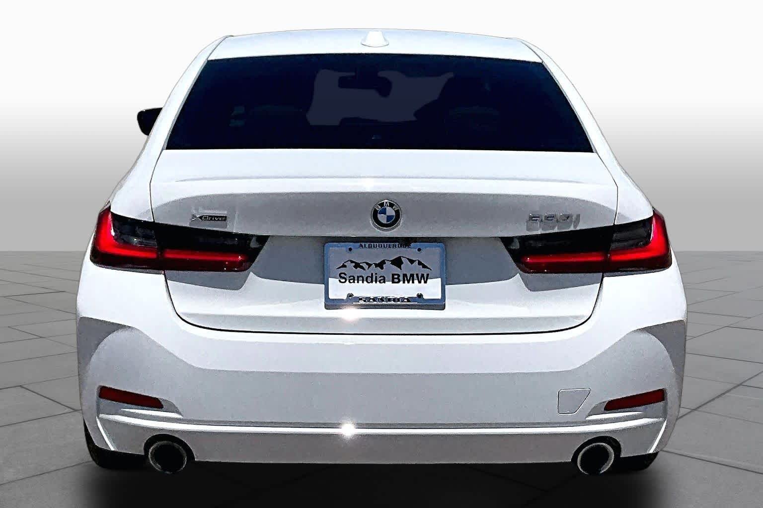 Used 2023 Alpine White BMW 330i xDrive image 4