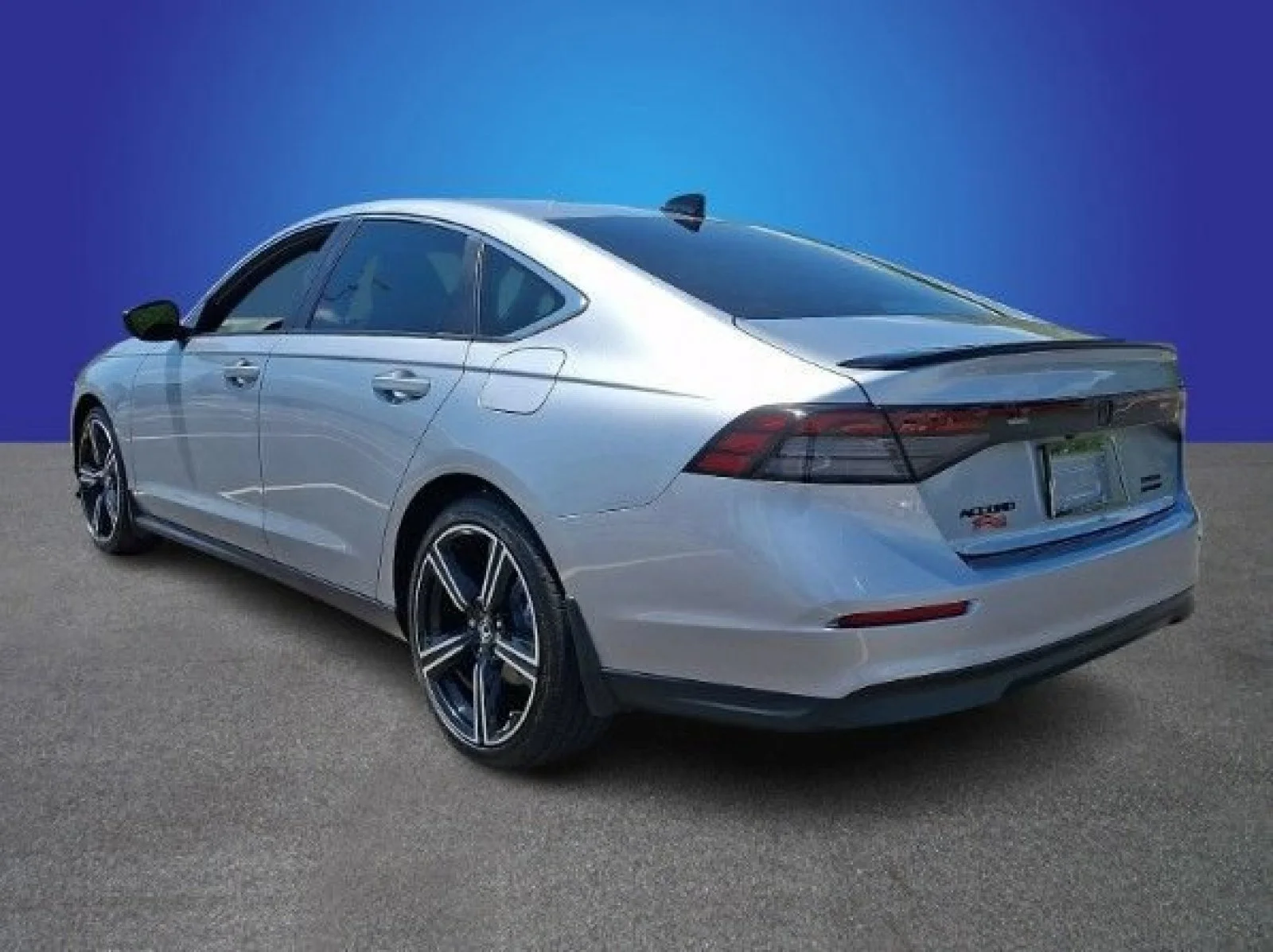 Certified Used 2025 Solar Silver Metallic Honda Sport image 15