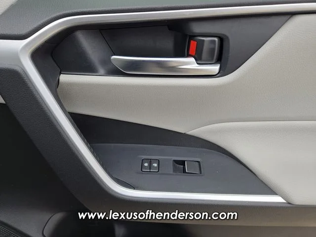 Used 2021 Blue Toyota XLE Premium image 19