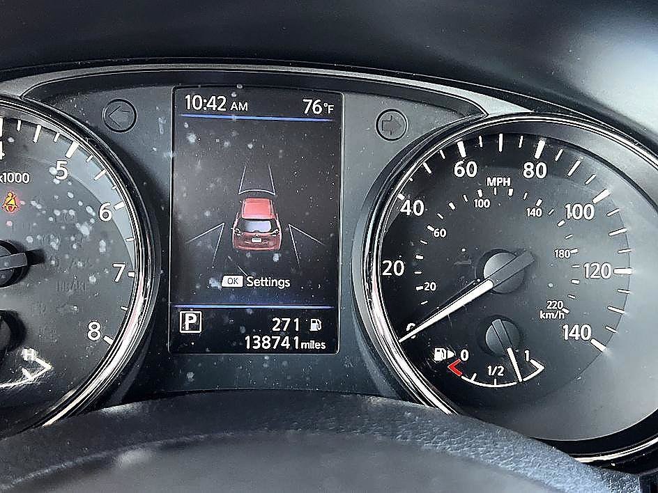 Used 2019 Magnetic Black Pearl Nissan S image 22