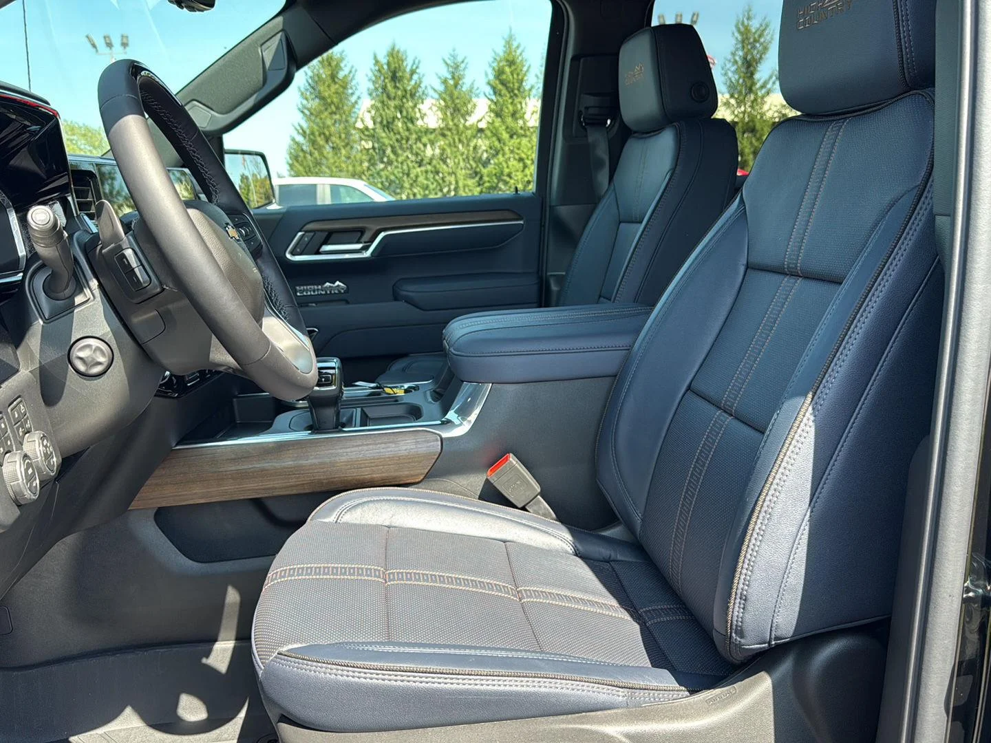 2026 Chevrolet Silverado 1500 High Country - Photo 12