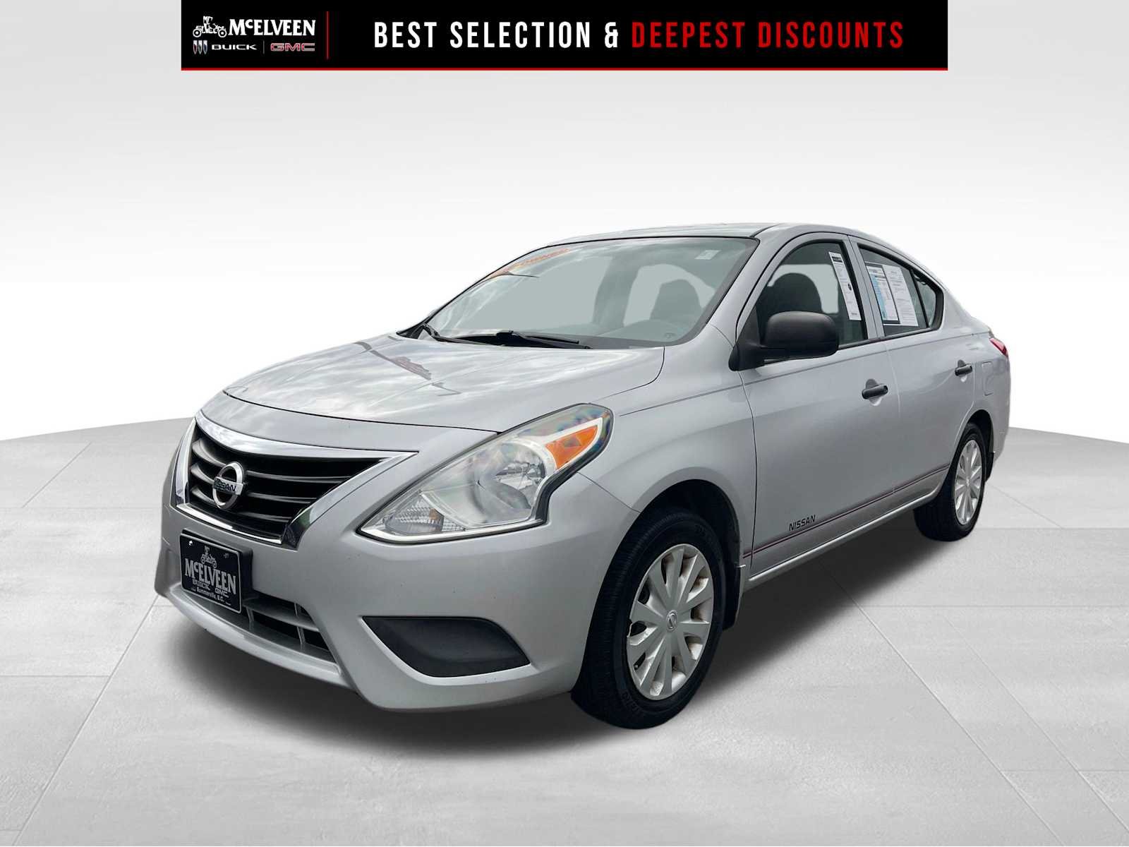 2015 Nissan Versa 1.6 S MT's photo