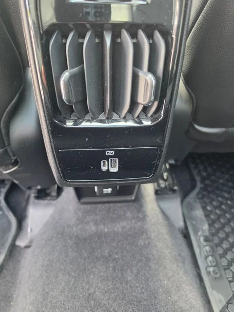Used 2024 White Jeep Limited image 11