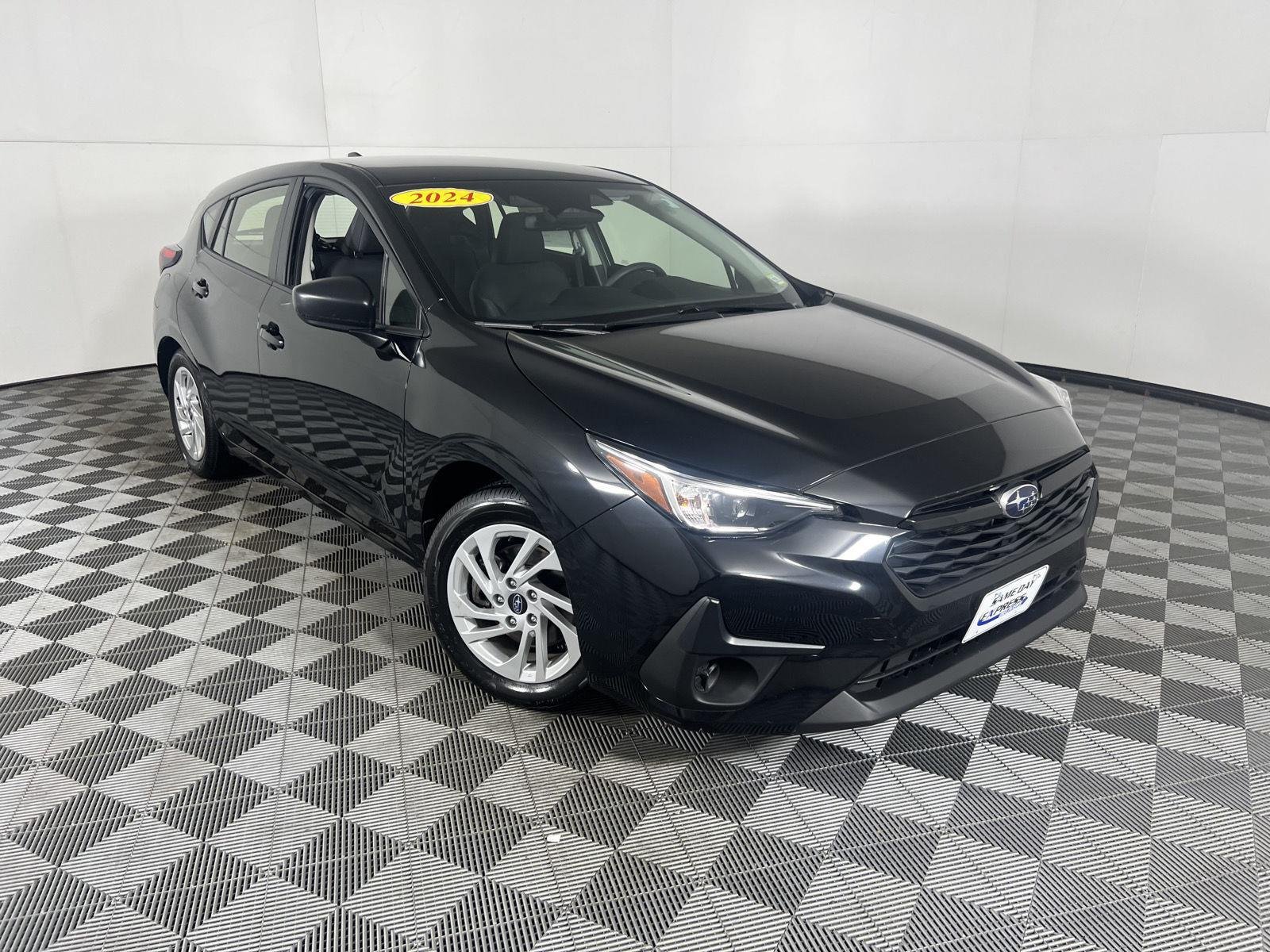 Used 2024 Crystal Black Silica Subaru Base image 17