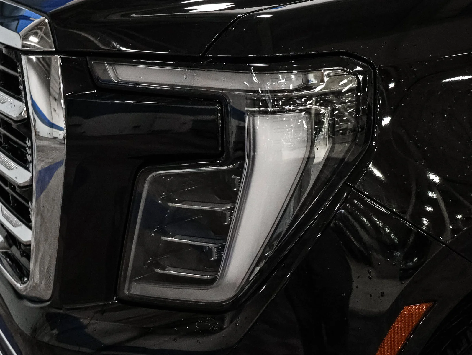 2025 GMC Yukon ELEVATION - Photo 14