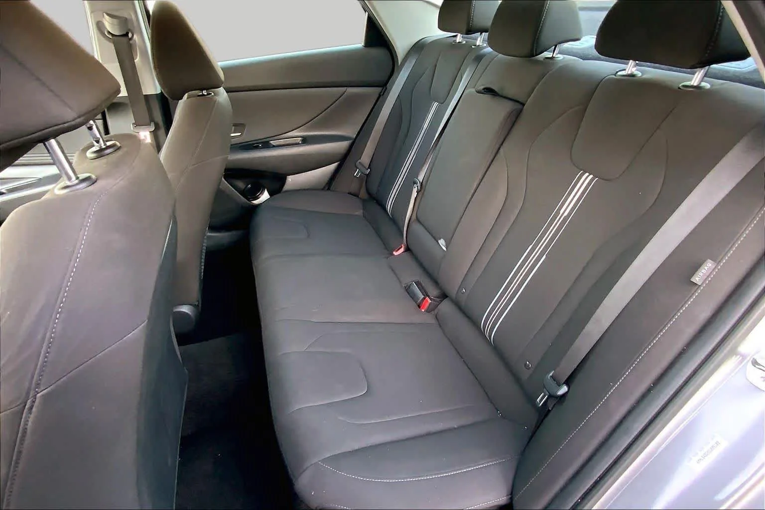 Used 2025 Fluid Metal Hyundai SEL Convenience image 17