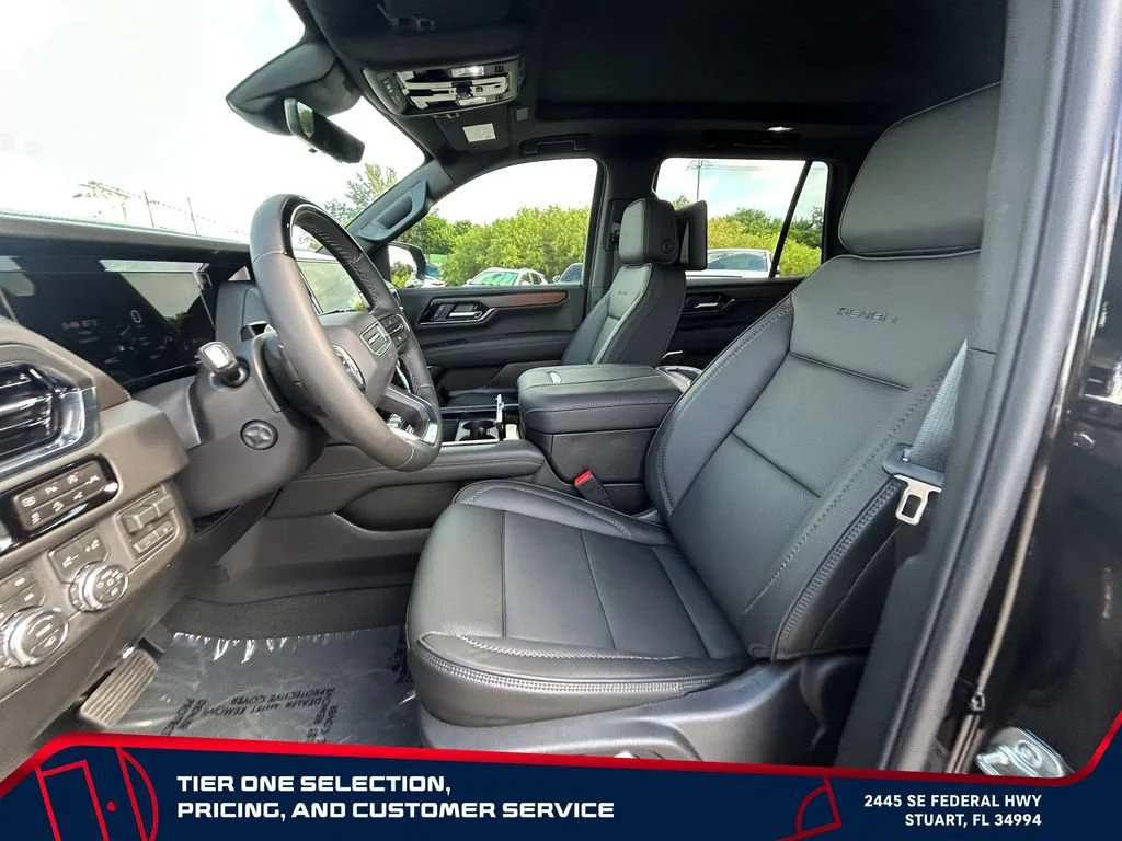 2026 GMC Yukon Denali - Photo 10