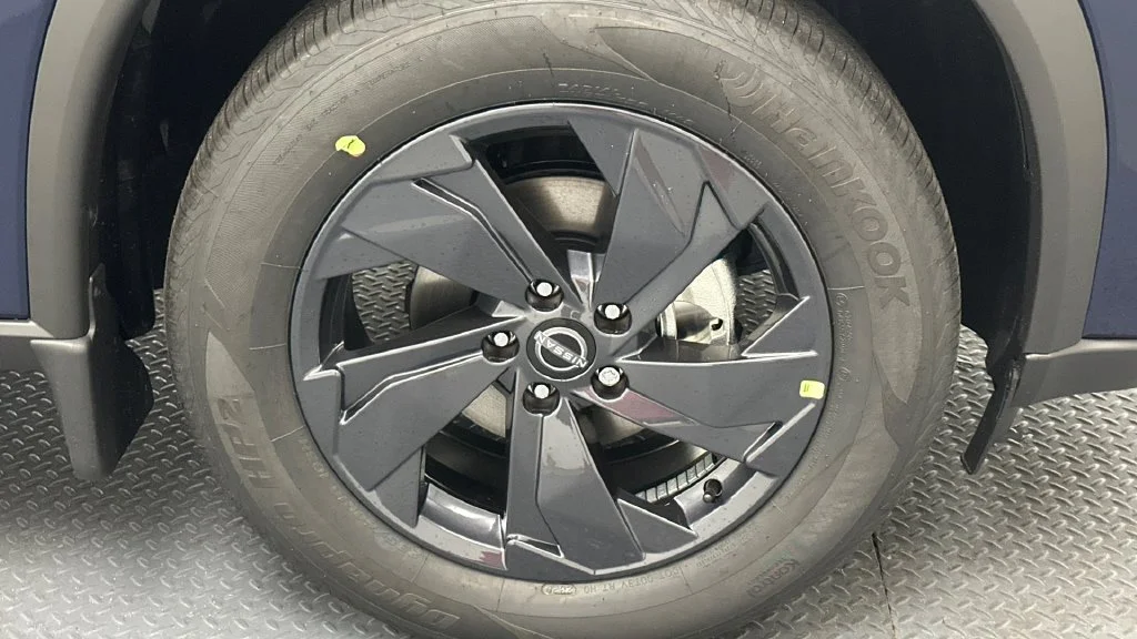 New 2026 Blue Nissan SV image 15