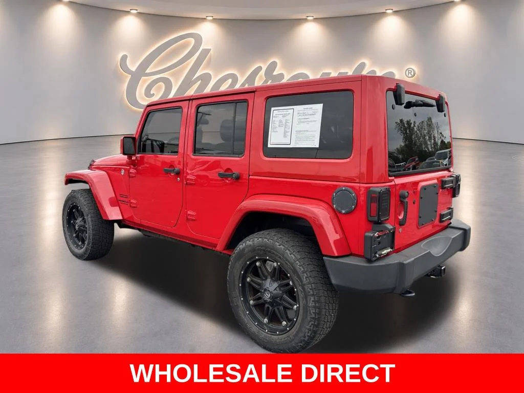 Used 2015 Red Jeep Unlimited Sport image 3