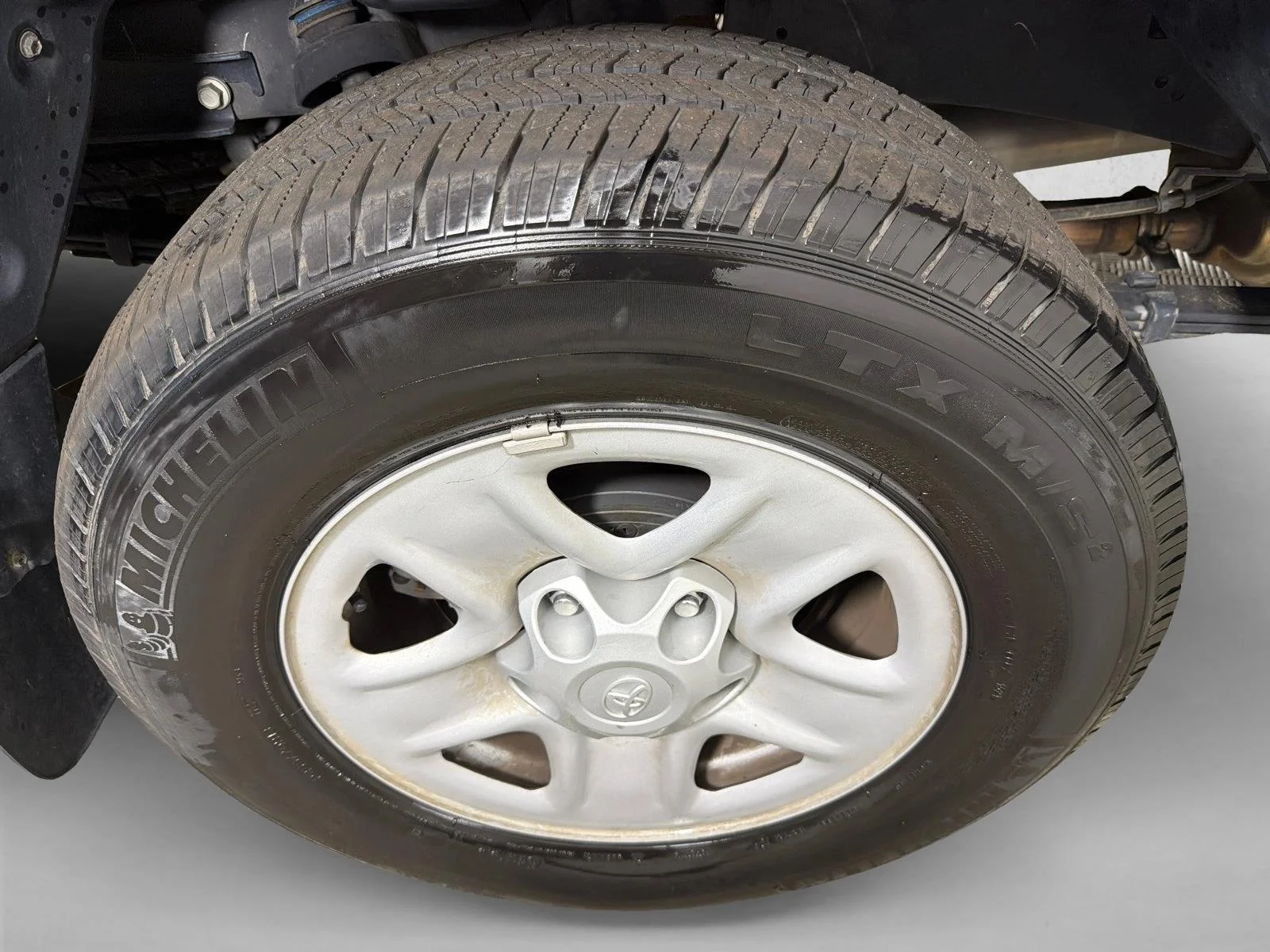 Used 2021 Super White Toyota SR5 image 17