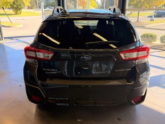 Used 2019 Dark Gray Metallic Subaru 2.0i Premium image 4