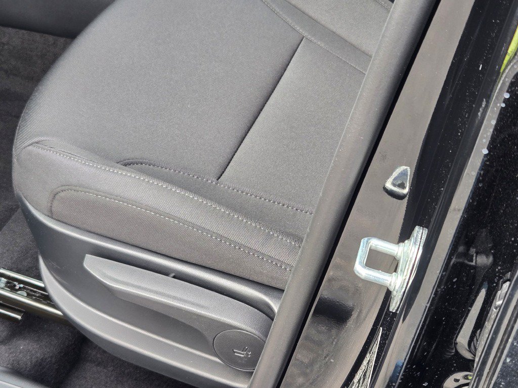 New 2026 Phantom Black Hyundai SE image 19