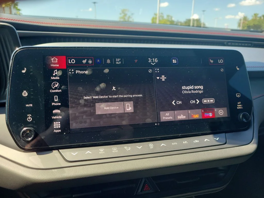 New 2027 Black Dodge R/T image 16