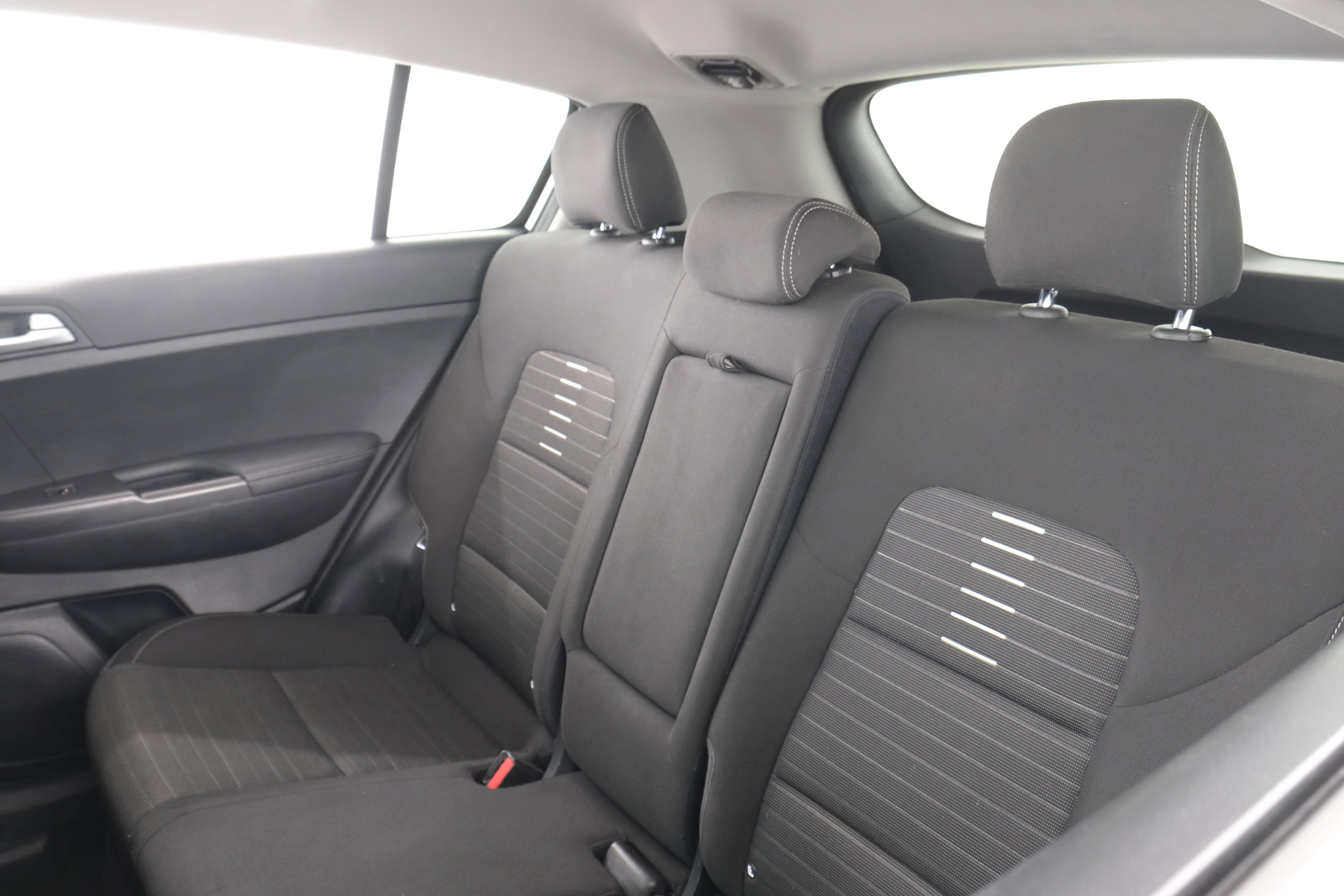 Used 2018 Clear White Kia LX image 33