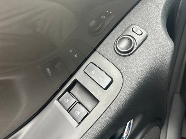 Used 2014 Blue Chevrolet 2LT image 15