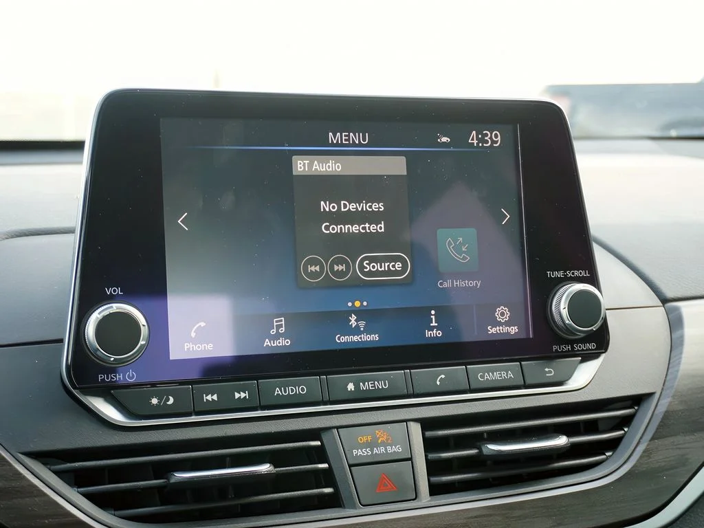 2025 Nissan Altima SV - Photo 32