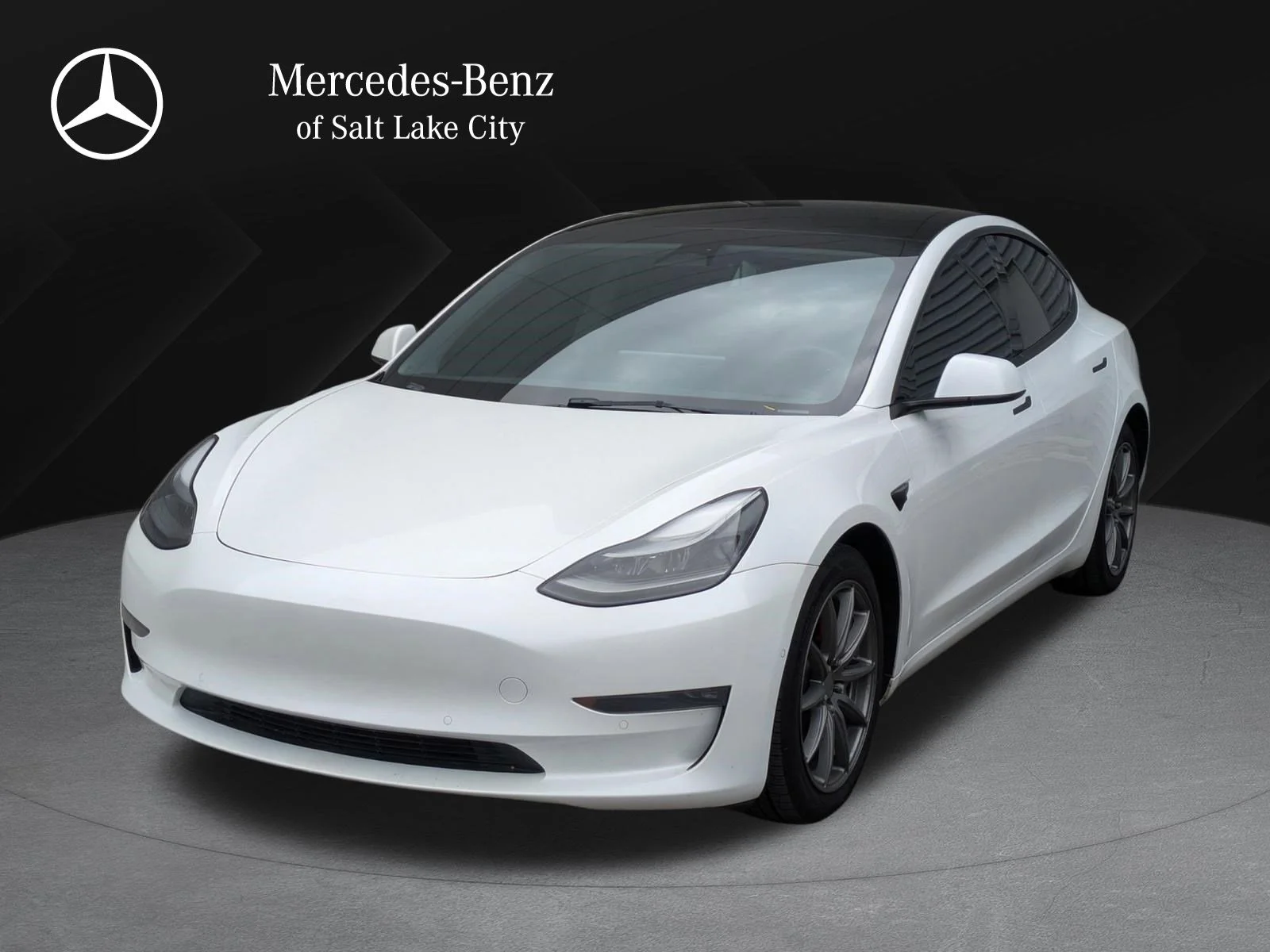 2022 Tesla Model 3 Performance Dual Motor All-Wheel Drive's photo