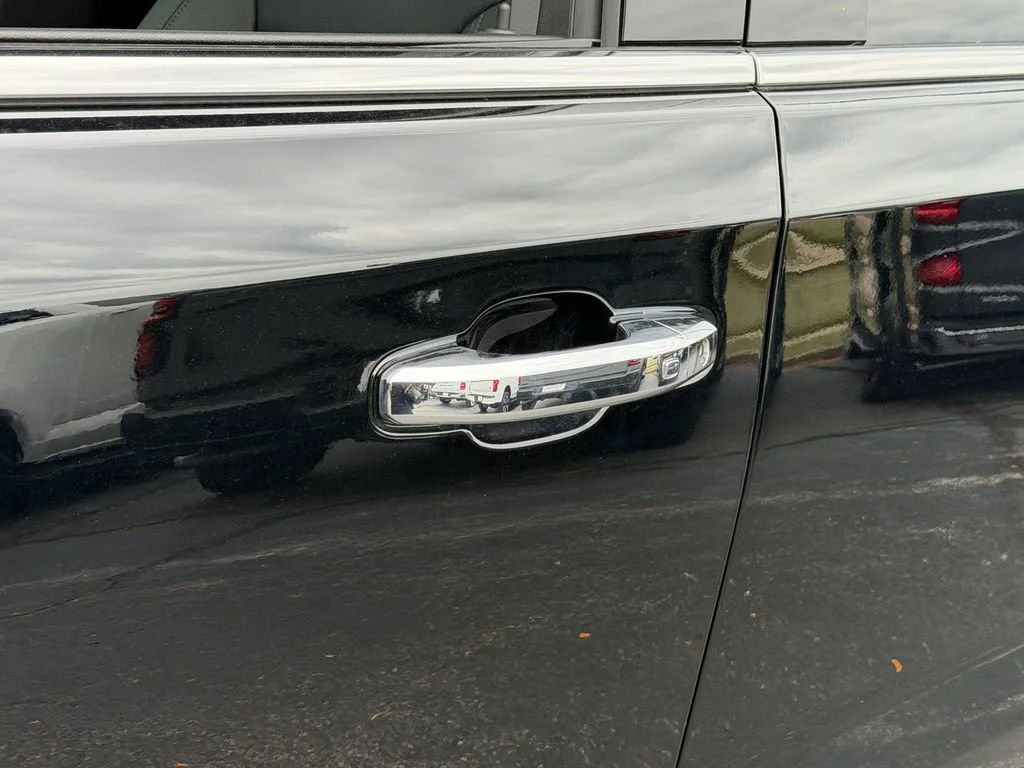 2024 Chevrolet Silverado 1500 LTZ - Photo 23