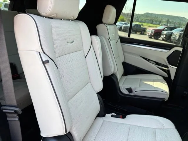Used 2026 Vibrant White Tricoat Cadillac Sport image 22