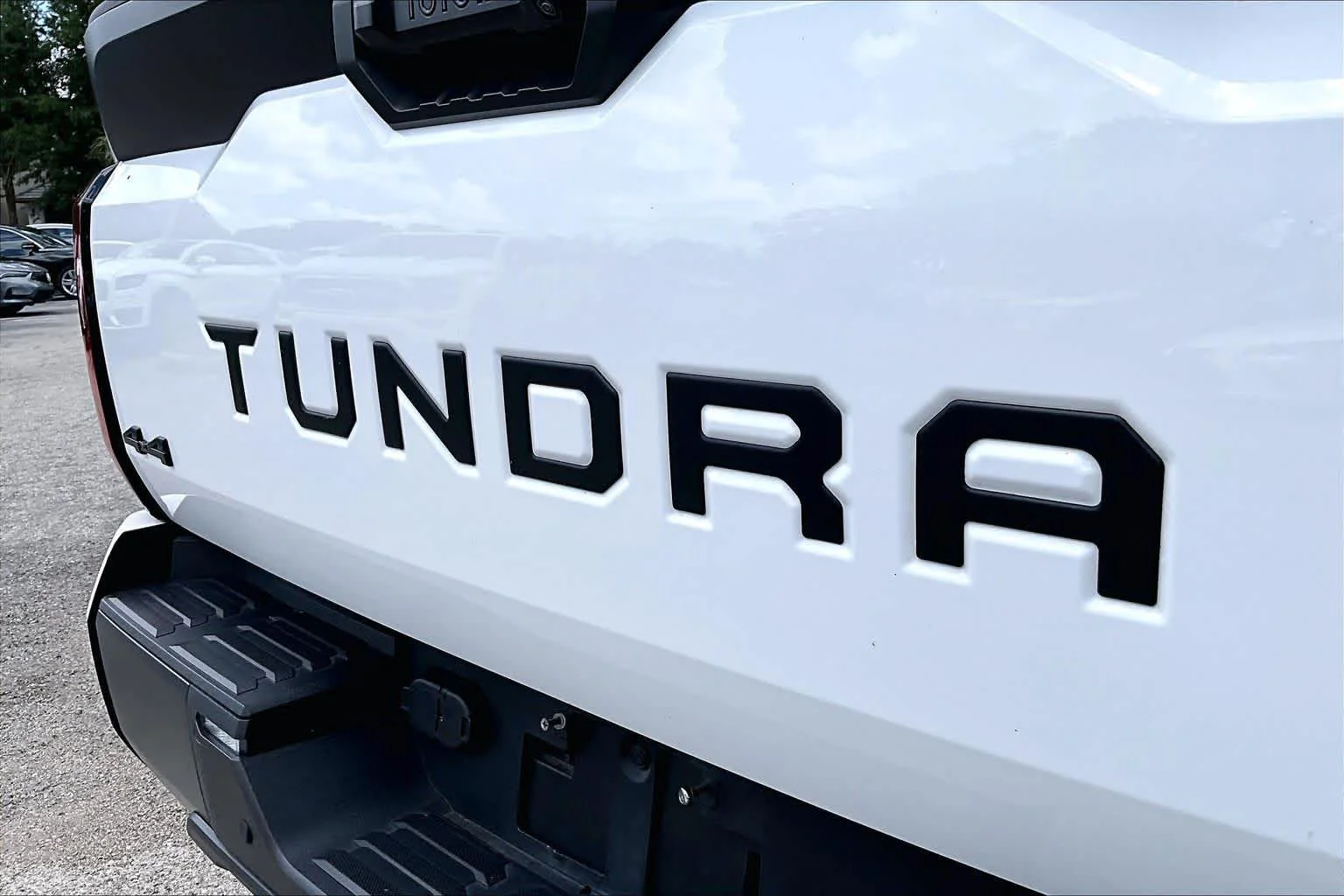 Used 2024 Ice Cap Toyota SR5 image 10
