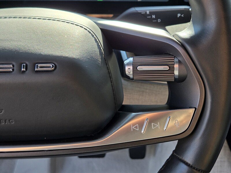 Used 2023  Lucid Grand Touring image 29