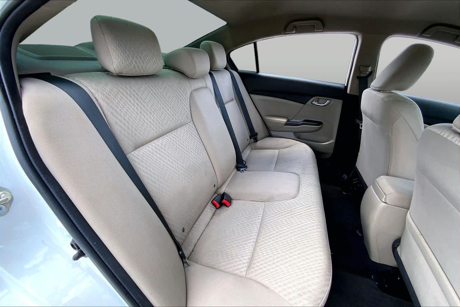 Used 2015 Taffeta White Honda LX image 19