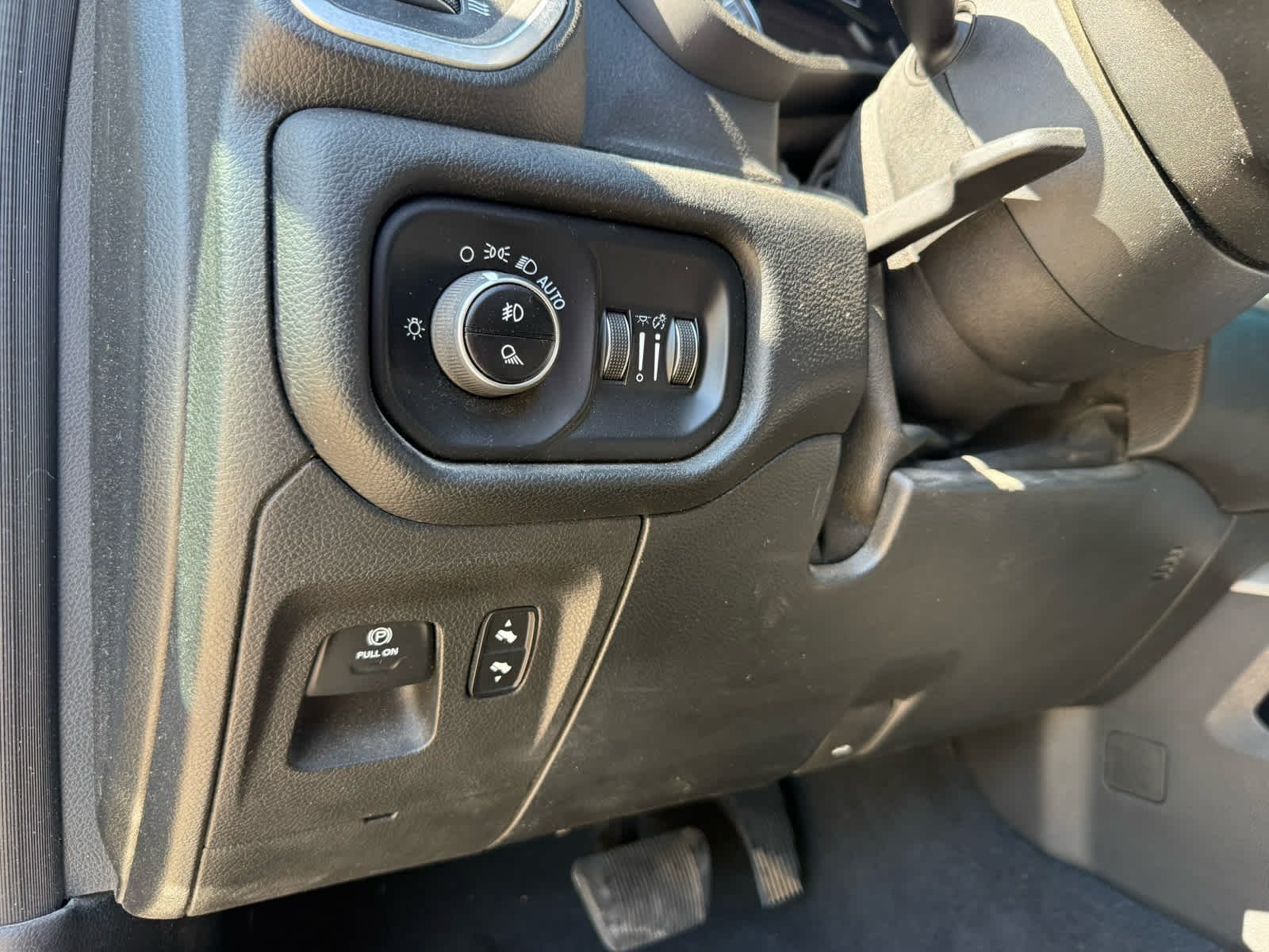 Used 2019 Bright White Clearcoat Ram Big Horn/Lone Star image 21