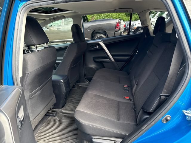 Used 2017 Electric Toyota XLE image 13