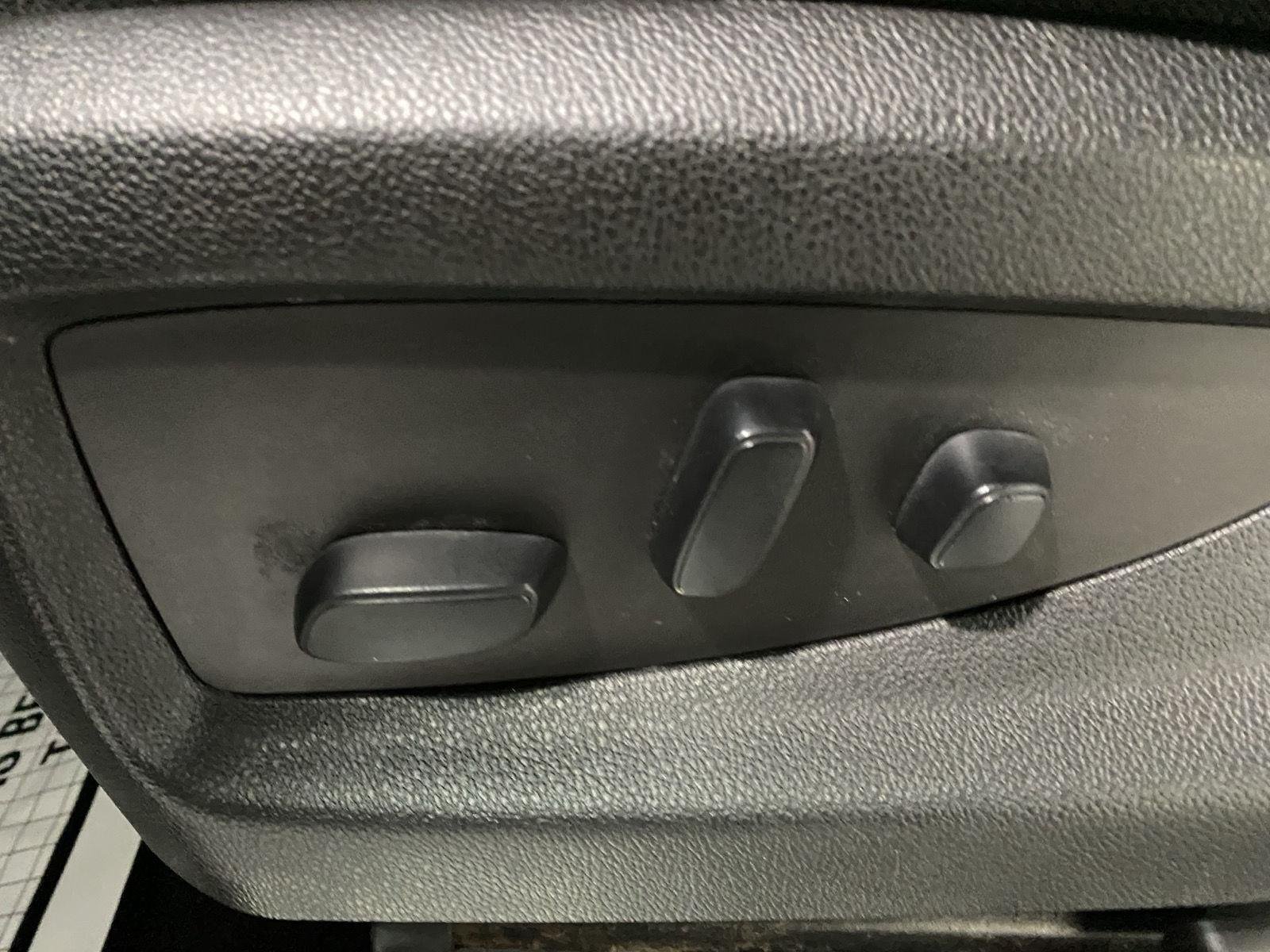 Used 2018 Black Chevrolet LT image 23