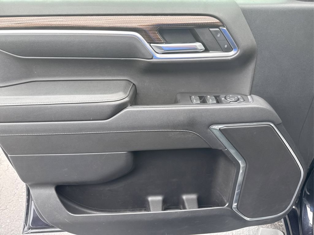 Used 2023 Dark Ash Metallic Chevrolet LT image 17
