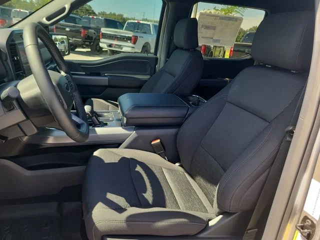 New 2026 Silver Metallic Ford XLT image 19