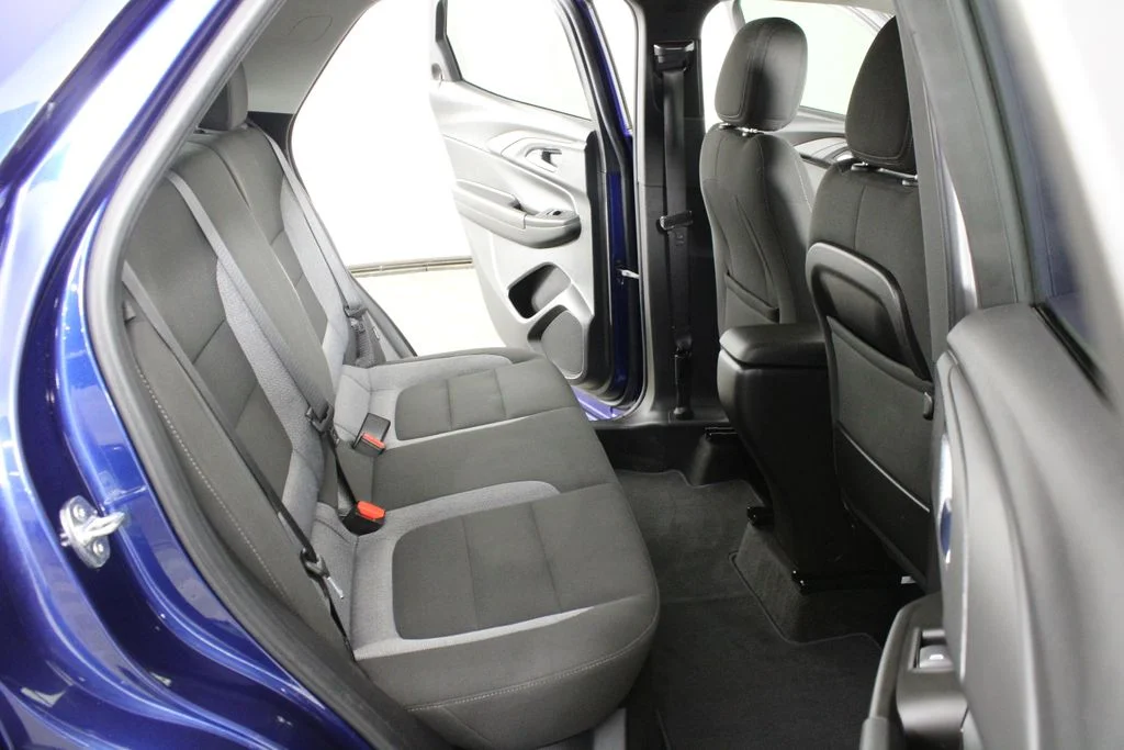 Used 2022 Blue Glow Metallic Chevrolet LT image 13