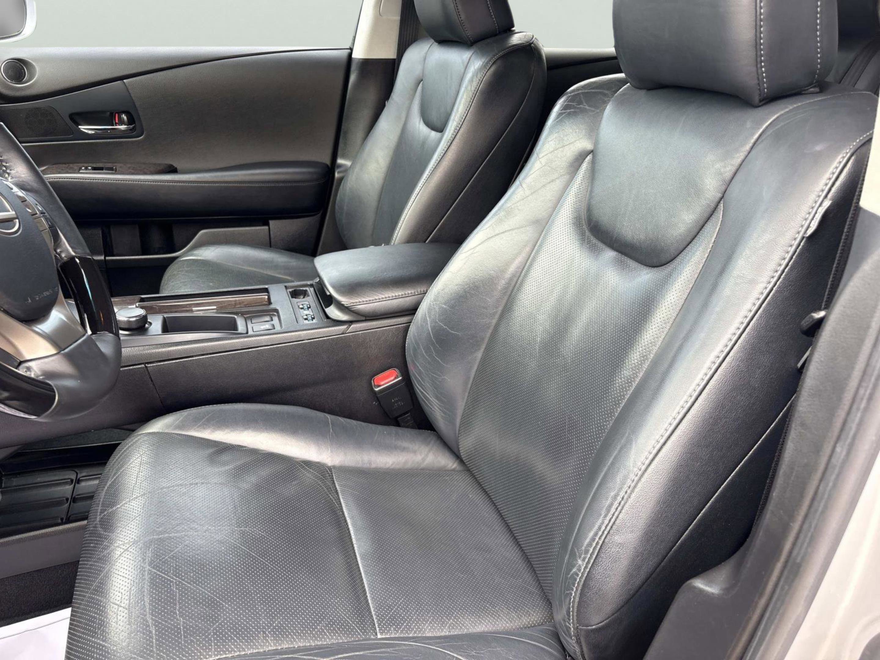 Used 2015 Silver Lexus 350 image 24
