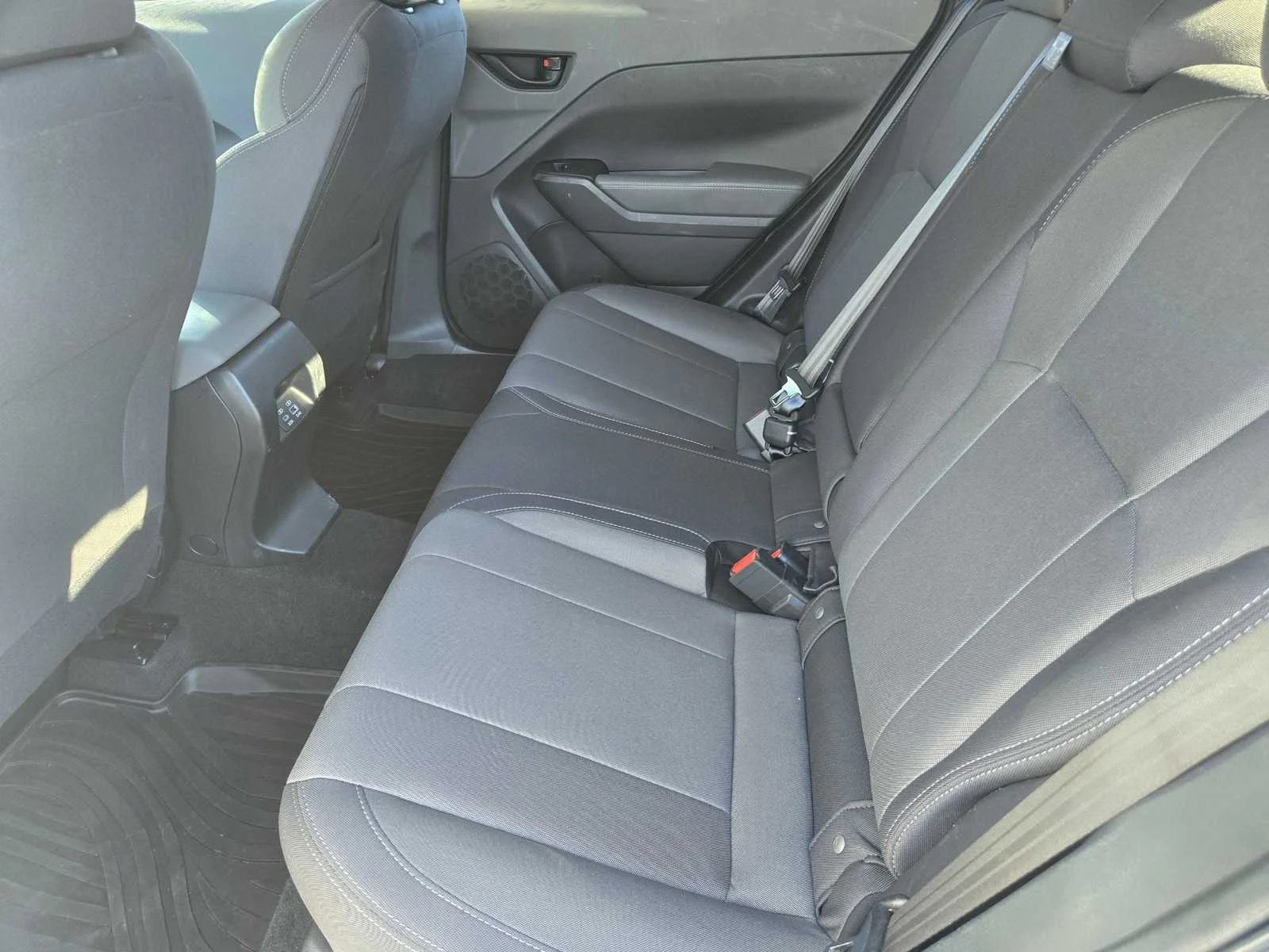 Used 2025  Subaru Premium image 14