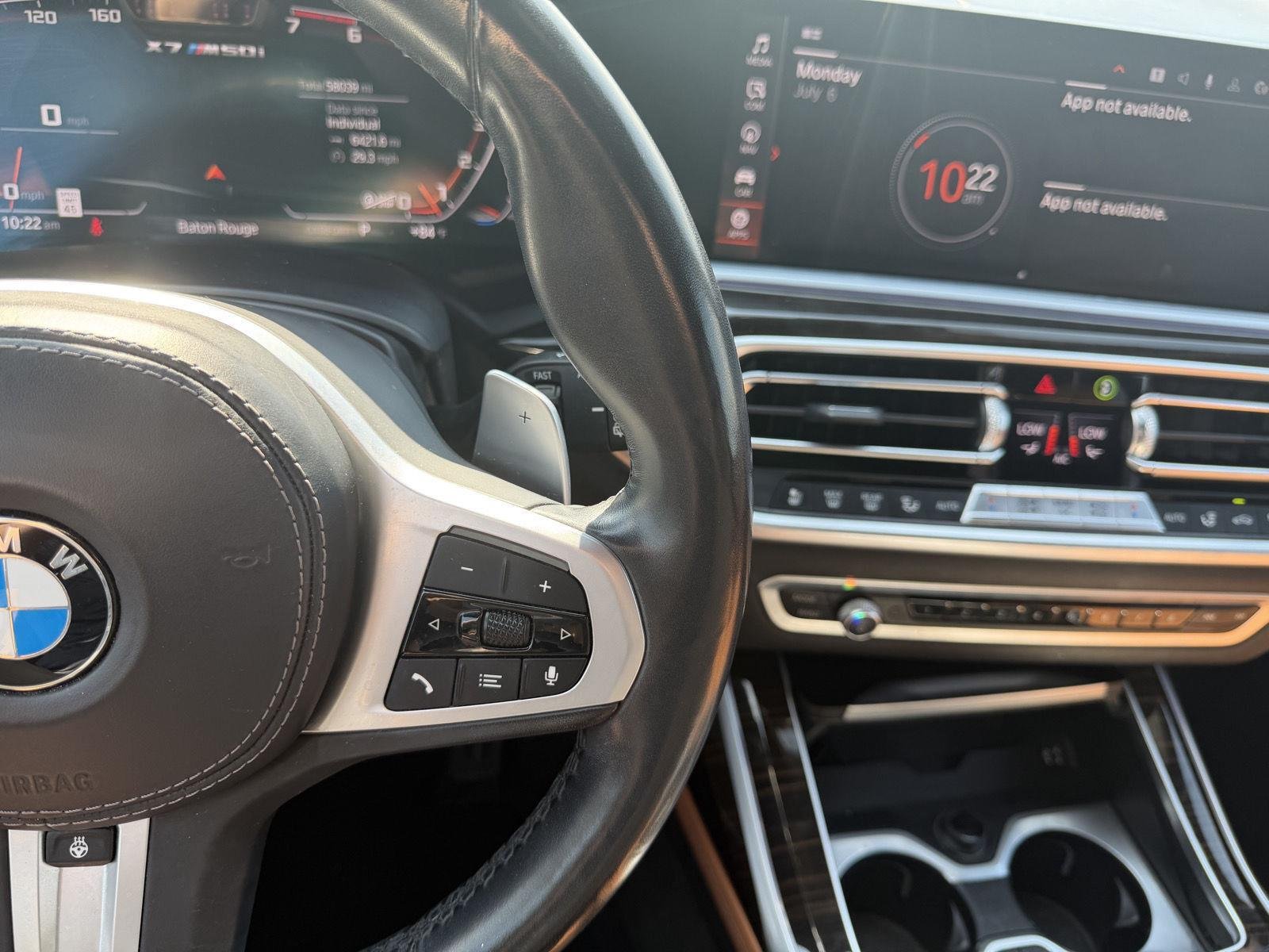 Used 2021 Black Sapphire Metallic BMW M50i image 12