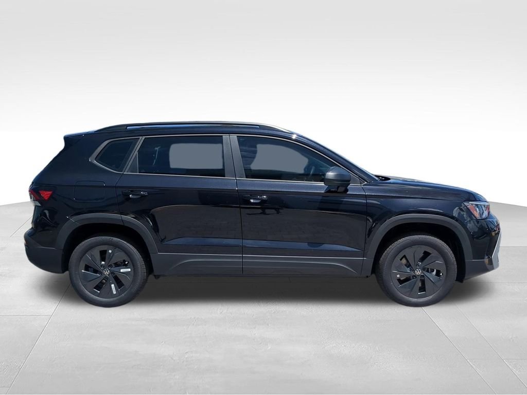 New 2026 Black Volkswagen 1.5T S image 3