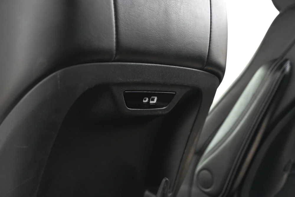Used 2024 Black Chrysler Touring L image 34