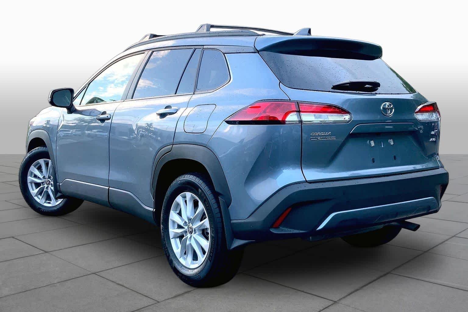 Used 2025 Celestite Toyota LE image 12