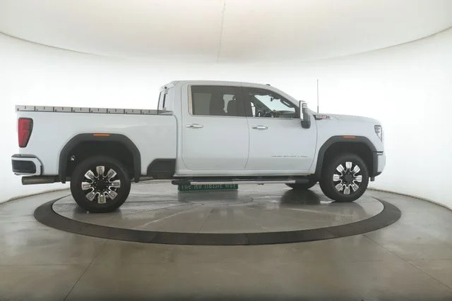 Used 2026 White GMC Denali image 6