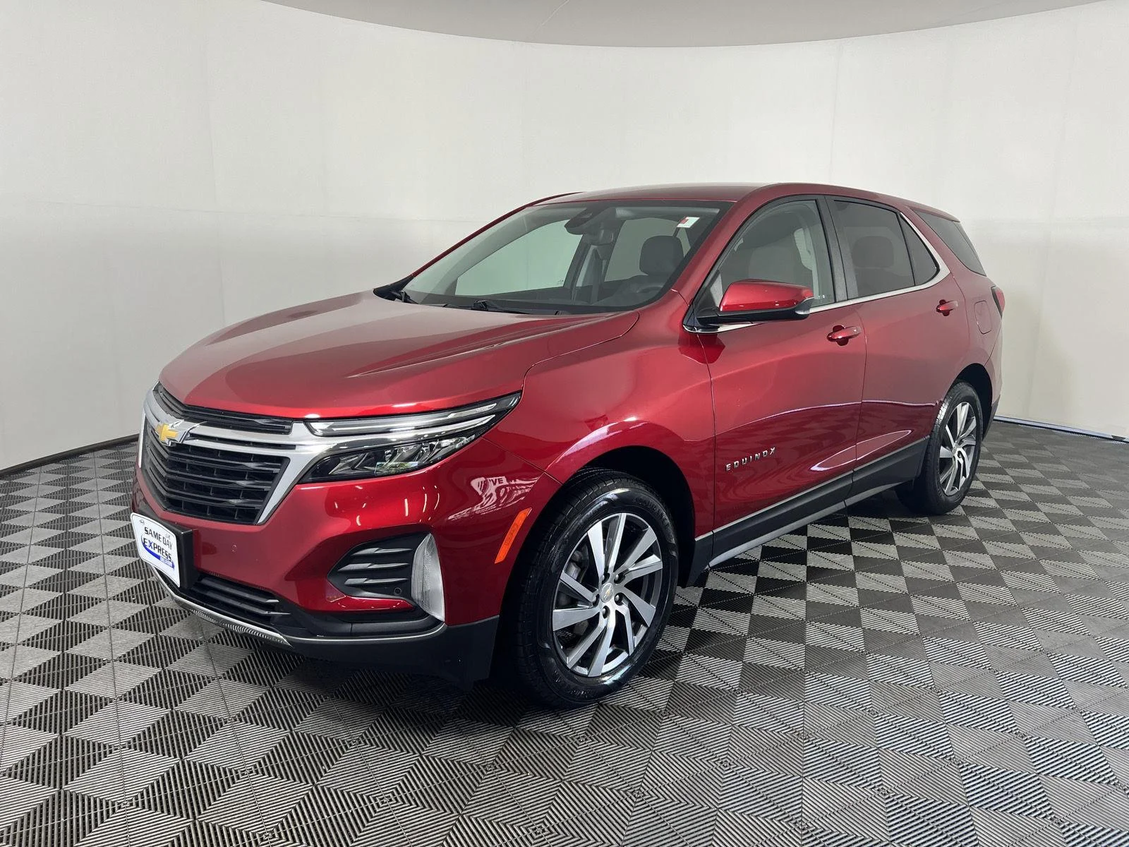 Used 2024 Radiant Red Tintcoat Chevrolet LT image 28