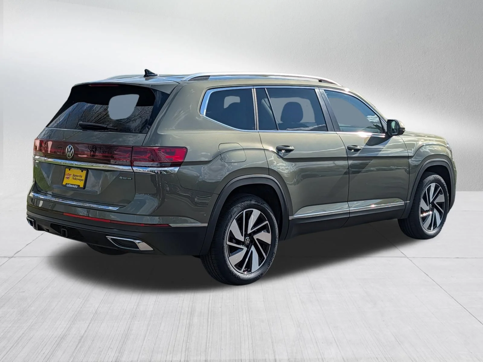 New 2026 Avocado Green Pearl Volkswagen 2.0T SEL image 4